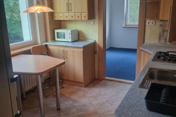 Prenájom bytu 3-izbový 64 m², Herčíkova, Brno Prenájom bytu 3-izbový 64 m², Herčíkova, Brno