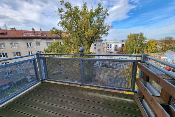 Prenájom bytu 3-izbový 80 m², Jana Masaryka, Jihlava Prenájom bytu 3-izbový 80 m², Jana Masaryka, Jihlava