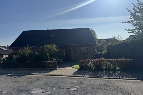 Predaj domu 145 m², pozemok 744 m², Marl Predaj domu 145 m², pozemok 744 m², Marl