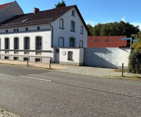Predaj domu 150 m², pozemok 3.900 m², Zossen Predaj domu 150 m², pozemok 3.900 m², Zossen