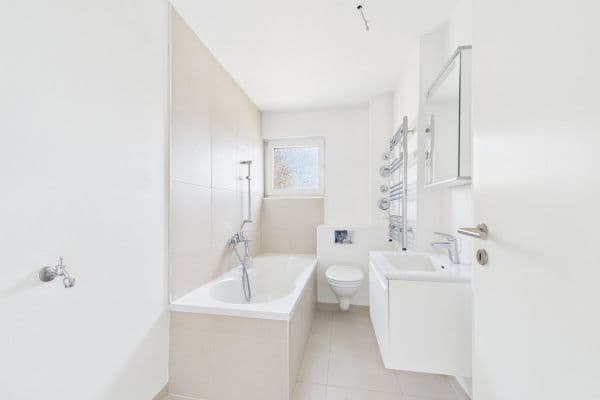 Prenájom bytu 3-izbový 64 m², Kamen Prenájom bytu 3-izbový 64 m², Kamen