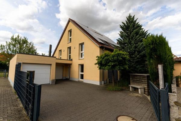 Predaj domu 183 m², pozemok 541 m², Weisenheim am Sand Predaj domu 183 m², pozemok 541 m², Weisenheim am Sand