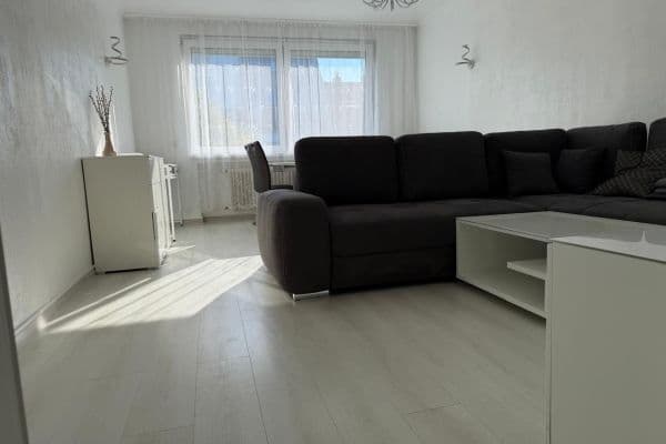 Prenájom bytu 2-izbový 58 m², Düsseldorf, Severné Porýnie - Westfálsko Prenájom bytu 2-izbový 58 m², Düsseldorf, Severné Porýnie - Westfálsko