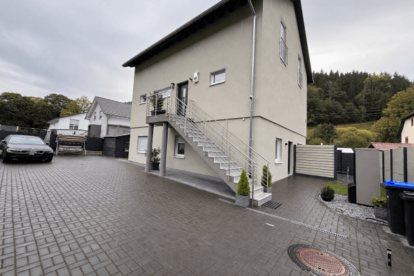 Predaj domu 248 m², pozemok 503 m², Elzach Predaj domu 248 m², pozemok 503 m², Elzach