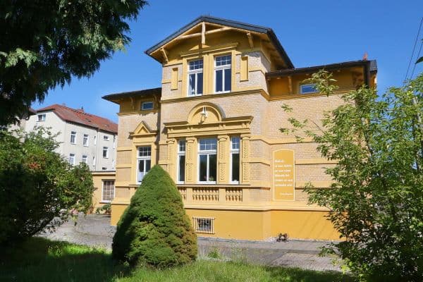 Predaj domu 275 m², pozemok 664 m², Teutschenthal (Bahnhof) Predaj domu 275 m², pozemok 664 m², Teutschenthal (Bahnhof)