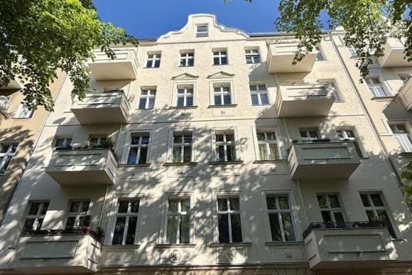 Predaj bytu 3-izbový 100 m², Berlin, Berlín Predaj bytu 3-izbový 100 m², Berlin, Berlín