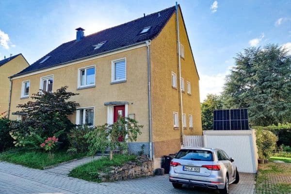 Predaj domu 195 m², pozemok 786 m², Nollendorfstr. 23, Mülheim Predaj domu 195 m², pozemok 786 m², Nollendorfstr. 23, Mülheim