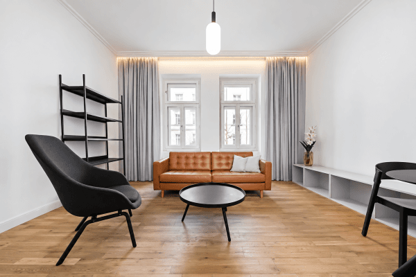 Prenájom bytu 2-izbový 58 m², Jaromírova, Praha Prenájom bytu 2-izbový 58 m², Jaromírova, Praha