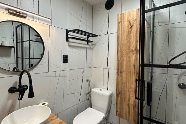 Prenájom bytu 1-izbový 35 m², Hlivická, Praha Prenájom bytu 1-izbový 35 m², Hlivická, Praha