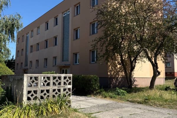Prenájom bytu 3-izbový 62 m², Dvouletky, Kostelec nad Černými lesy Prenájom bytu 3-izbový 62 m², Dvouletky, Kostelec nad Černými lesy