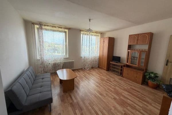 Predaj bytu 1-izbový 32 m², V Oblouku, Ústí nad Labem, Ústecký kraj Predaj bytu 1-izbový 32 m², V Oblouku, Ústí nad Labem, Ústecký kraj