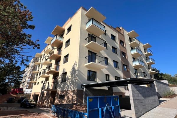 Prenájom bytu 2-izbový 51 m², Mýtská, Rakovník, Středočeský kraj Prenájom bytu 2-izbový 51 m², Mýtská, Rakovník, Středočeský kraj
