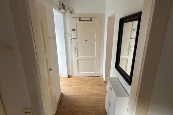 Prenájom bytu 2-izbový 51 m², U Městských domů, Ústí nad Labem Prenájom bytu 2-izbový 51 m², U Městských domů, Ústí nad Labem