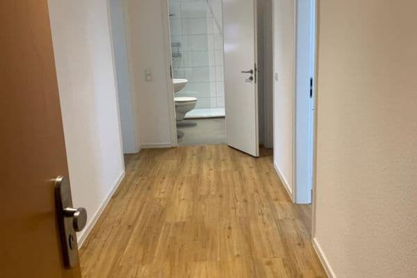 Prenájom bytu 2-izbový 60 m², Fischertal, Wuppertal Prenájom bytu 2-izbový 60 m², Fischertal, Wuppertal