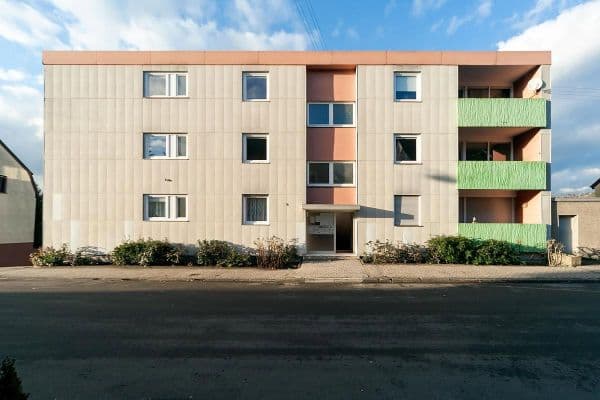 Prenájom bytu 3-izbový 85 m², Hohenzollernstraße 9, Friedrichsthal Prenájom bytu 3-izbový 85 m², Hohenzollernstraße 9, Friedrichsthal