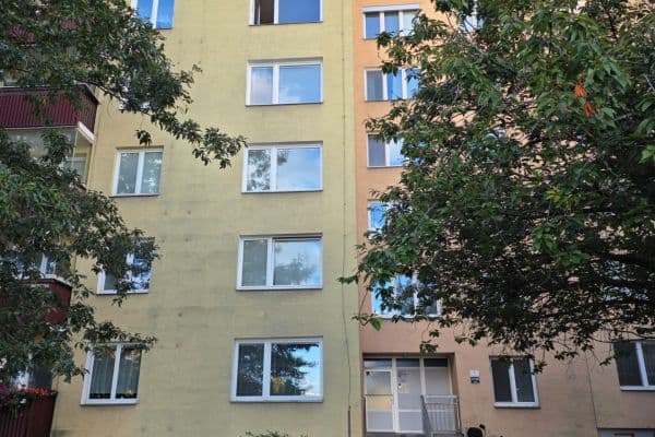 Prenájom bytu 1-izbový 31 m², Bednaříkova, Brno Prenájom bytu 1-izbový 31 m², Bednaříkova, Brno