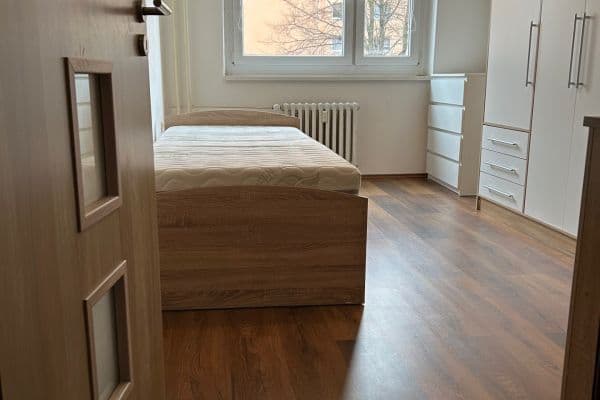 Prenájom bytu 2-izbový 43 m², Fibichova, Teplice Prenájom bytu 2-izbový 43 m², Fibichova, Teplice