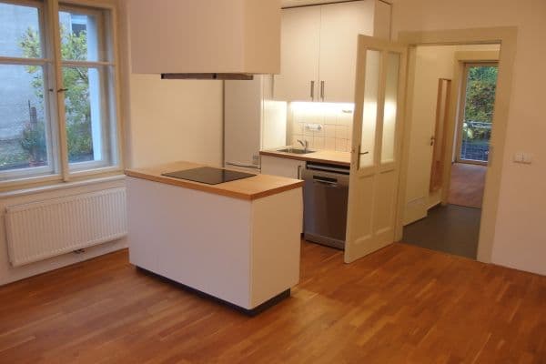 Prenájom bytu 2-izbový 48 m², U Kněžské louky, Praha, Praha Prenájom bytu 2-izbový 48 m², U Kněžské louky, Praha, Praha