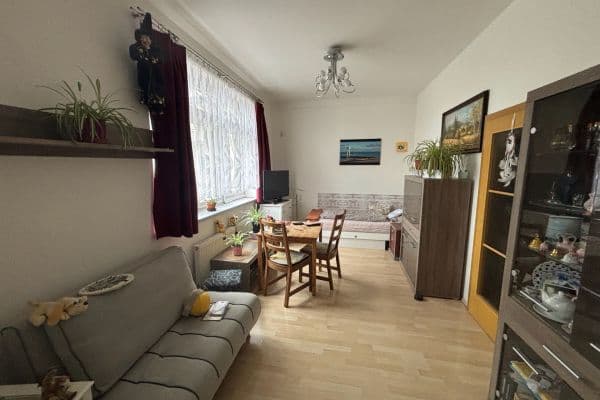 Predaj bytu 1-izbový 36 m², Českomoravská, Praha Predaj bytu 1-izbový 36 m², Českomoravská, Praha