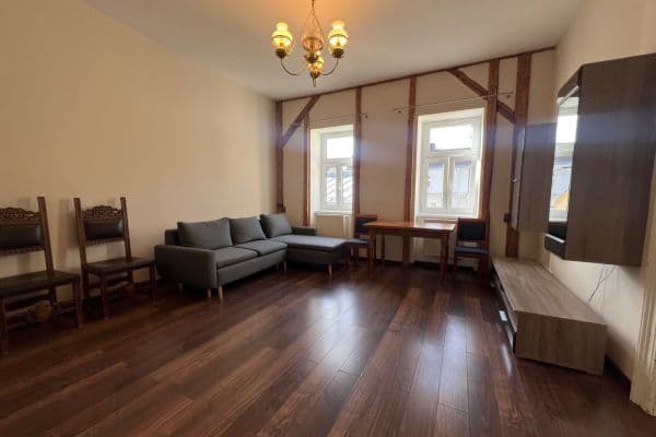 Prenájom bytu 2-izbový 57 m², Mladějovského, Mariánské Lázně, Karlovarský kraj Prenájom bytu 2-izbový 57 m², Mladějovského, Mariánské Lázně, Karlovarský kraj