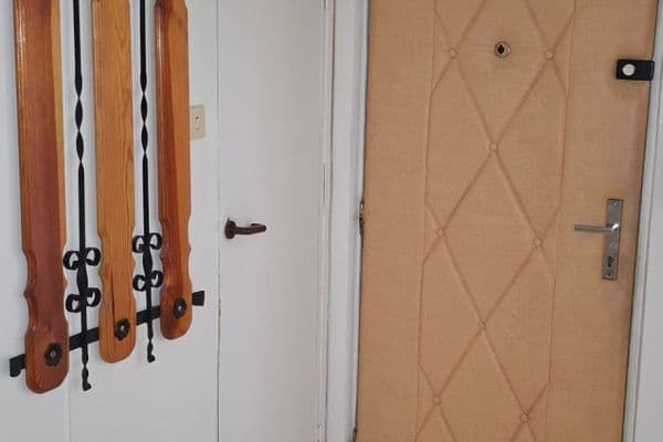 Prenájom bytu 2-izbový 56 m², Jar. Haška, Třebíč Prenájom bytu 2-izbový 56 m², Jar. Haška, Třebíč