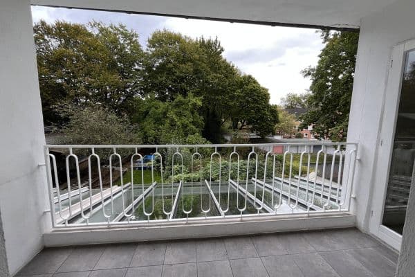 Prenájom bytu 3-izbový 73 m², Mühlenstraße 25, Bottrop, Severné Porýnie - Westfálsko Prenájom bytu 3-izbový 73 m², Mühlenstraße 25, Bottrop, Severné Porýnie - Westfálsko