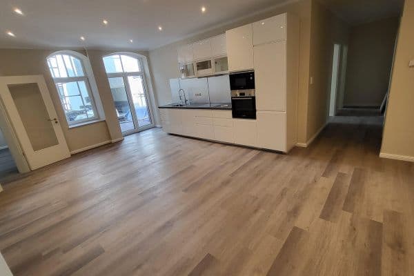Prenájom bytu 5-izbový 128 m², Moritzstraße 68, Wiesbaden Prenájom bytu 5-izbový 128 m², Moritzstraße 68, Wiesbaden