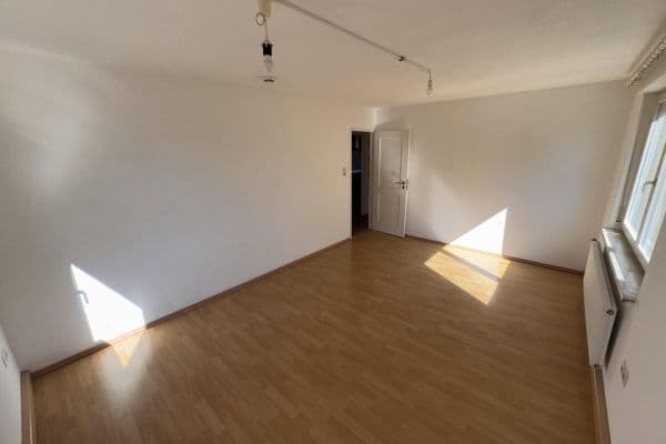 Prenájom bytu 3-izbový 63 m², Lichtenau Prenájom bytu 3-izbový 63 m², Lichtenau