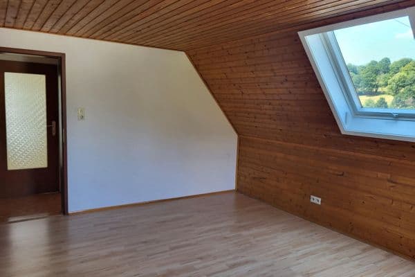Prenájom bytu 3-izbový 59 m², Baden-Baden, Bádensko-Wurttembersko Prenájom bytu 3-izbový 59 m², Baden-Baden, Bádensko-Wurttembersko