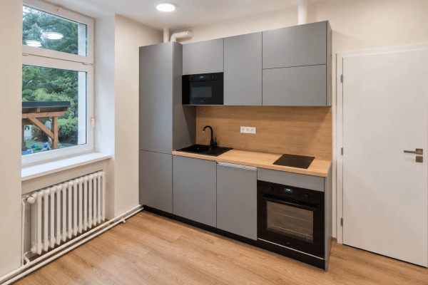 Prenájom bytu 2-izbový 38 m², Zvěřinova, Brno Prenájom bytu 2-izbový 38 m², Zvěřinova, Brno
