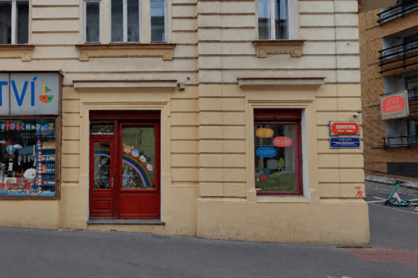 Prenájom nebytového priestoru 30 m², Seifertova, Praha Prenájom nebytového priestoru 30 m², Seifertova, Praha
