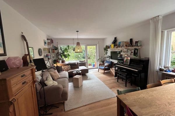 Predaj bytu 4-izbový 96 m², Stuttgart, Bádensko-Wurttembersko Predaj bytu 4-izbový 96 m², Stuttgart, Bádensko-Wurttembersko