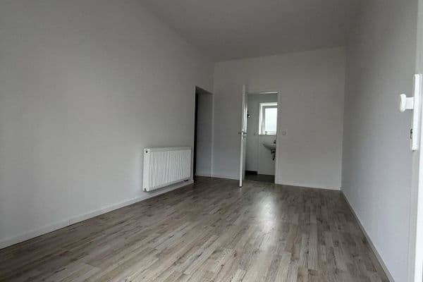 Prenájom bytu 2-izbový 45 m², Niederwaldstraße 9, Baden-Baden Prenájom bytu 2-izbový 45 m², Niederwaldstraße 9, Baden-Baden