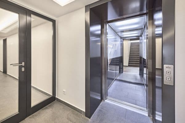 Prenájom bytu 1-izbový 38 m², Sailerstr., München, Bavorsko Prenájom bytu 1-izbový 38 m², Sailerstr., München, Bavorsko