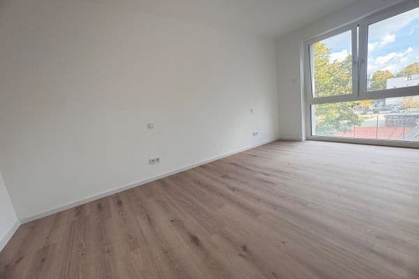 Prenájom bytu 3-izbový 81 m², Holbeinstraße 17, Nürnberg, Bavorsko Prenájom bytu 3-izbový 81 m², Holbeinstraße 17, Nürnberg, Bavorsko