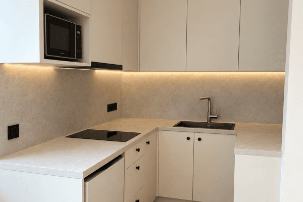Prenájom bytu 1-izbový 35 m², Tomanova, Plzeň Prenájom bytu 1-izbový 35 m², Tomanova, Plzeň