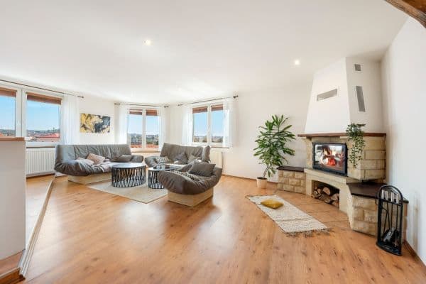 Predaj bytu 4-izbový 139 m², Tržní, Brno Predaj bytu 4-izbový 139 m², Tržní, Brno