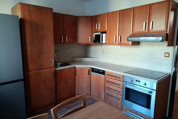 Prenájom bytu 3-izbový 71 m², Josefy Faimonové, Brno Prenájom bytu 3-izbový 71 m², Josefy Faimonové, Brno