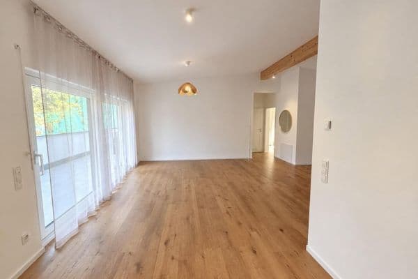 Prenájom bytu 3-izbový 97 m², Sulzbachstr. 50, Oberndorf am Neckar Prenájom bytu 3-izbový 97 m², Sulzbachstr. 50, Oberndorf am Neckar