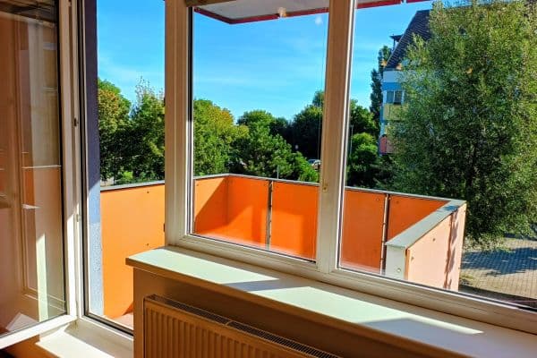 Prenájom bytu 2-izbový 54 m², Herlíkovická, Praha Prenájom bytu 2-izbový 54 m², Herlíkovická, Praha