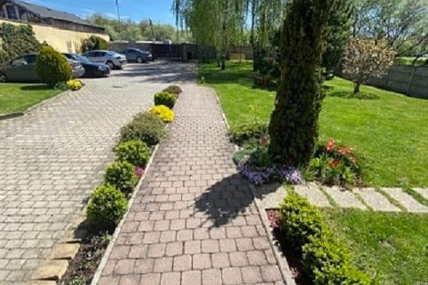 Prenájom bytu 1-izbový 40 m², Ďáblická, Praha Prenájom bytu 1-izbový 40 m², Ďáblická, Praha