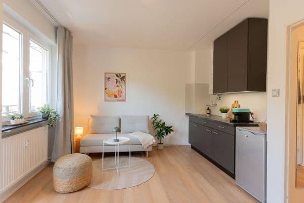 Prenájom bytu 1-izbový 22 m², Mannheim Prenájom bytu 1-izbový 22 m², Mannheim