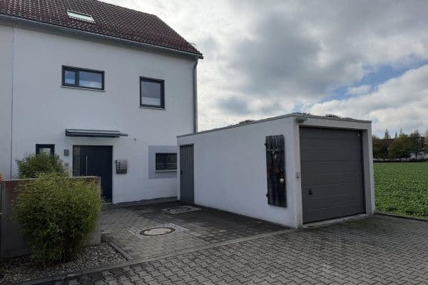 Predaj domu 141 m², pozemok 228 m², Oberschleißheim, Bavorsko Predaj domu 141 m², pozemok 228 m², Oberschleißheim, Bavorsko