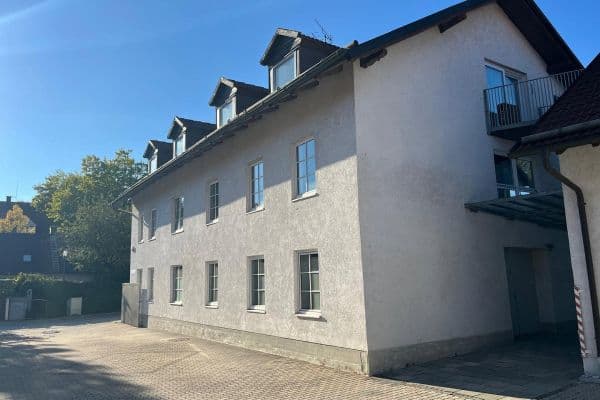 Prenájom kancelárie 133 m², Kirchenstraße 2, Feldkirchen, Bavorsko Prenájom kancelárie 133 m², Kirchenstraße 2, Feldkirchen, Bavorsko