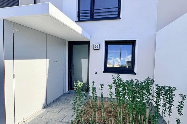 Prenájom domu 145 m², pozemok 115 m², Stein Prenájom domu 145 m², pozemok 115 m², Stein