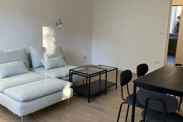 Prenájom bytu 3-izbový 65 m², Suderoder Straße 6A, Berlin Prenájom bytu 3-izbový 65 m², Suderoder Straße 6A, Berlin