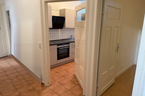 Prenájom bytu 4-izbový 86 m², Straße der Republik 53, Biebrich, Hesensko Prenájom bytu 4-izbový 86 m², Straße der Republik 53, Biebrich, Hesensko