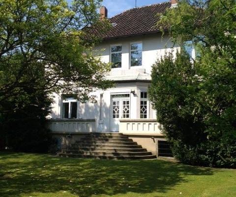 Prenájom bytu 4-izbový 104 m², Einbeck Prenájom bytu 4-izbový 104 m², Einbeck