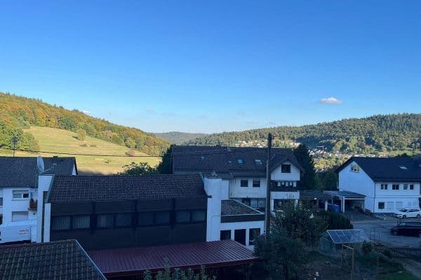 Prenájom bytu 3-izbový 87 m², Johann-Wilhelm-Straße 86, Wilhelmsfeld Prenájom bytu 3-izbový 87 m², Johann-Wilhelm-Straße 86, Wilhelmsfeld