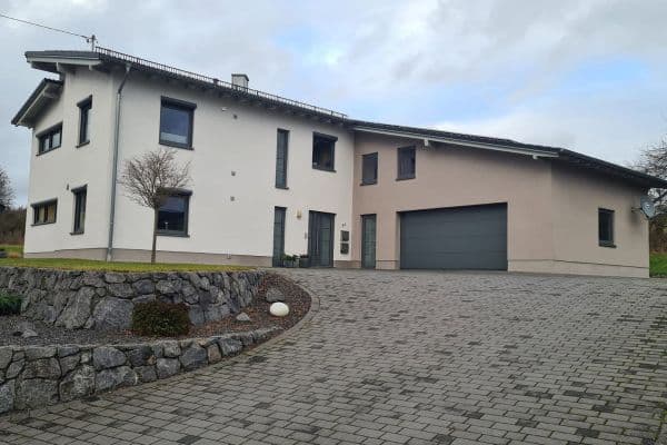Prenájom bytu 3-izbový 100 m², Reckershausen Prenájom bytu 3-izbový 100 m², Reckershausen
